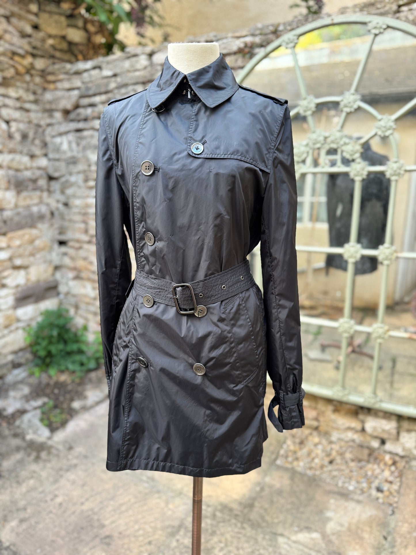 Burberry Lightweight Raincoat – indigo Blue – Size 8 (Fits 8–10)