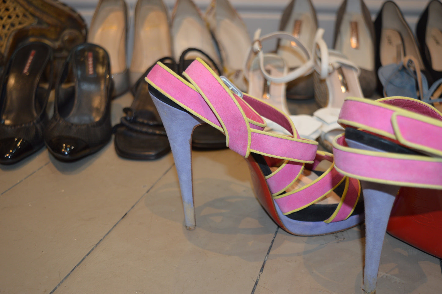 Vintage Louboutin Pink 00’s Heels