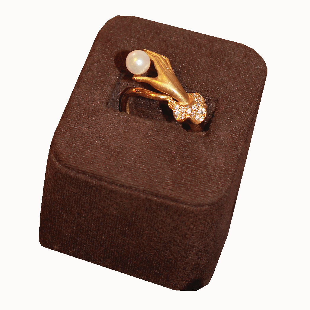 Pearl and 18K Gold Hand Ring