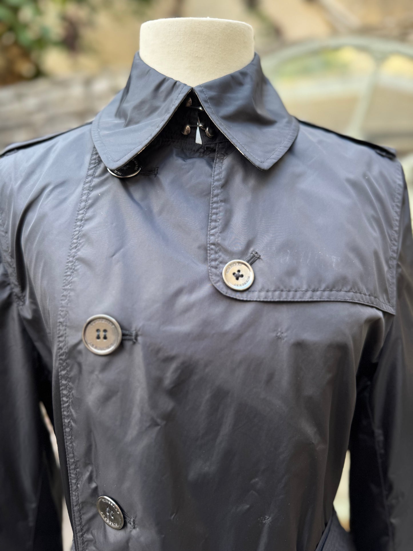 Burberry Lightweight Raincoat – indigo Blue – Size 8 (Fits 8–10)
