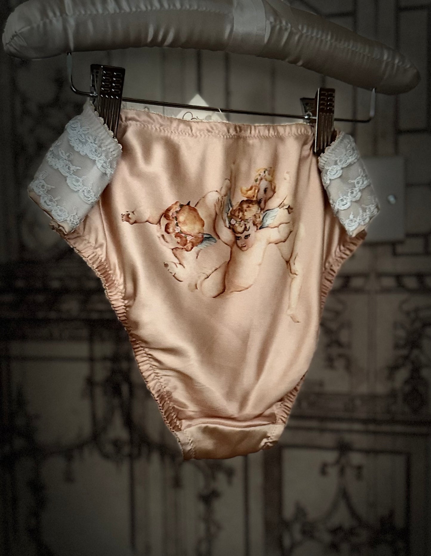 “Gabriel” Hand Painted Pure French Silk Set