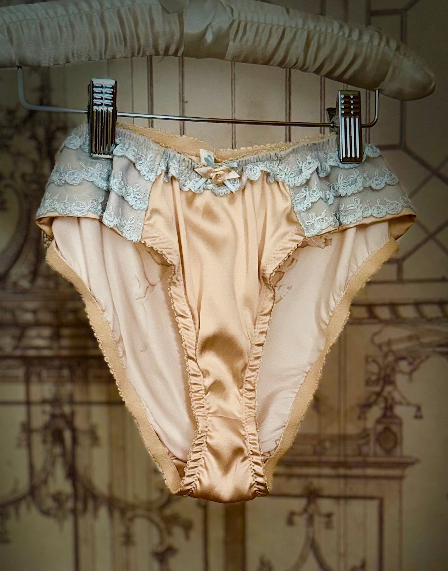 “Gabriel” Hand Painted Pure French Silk Set