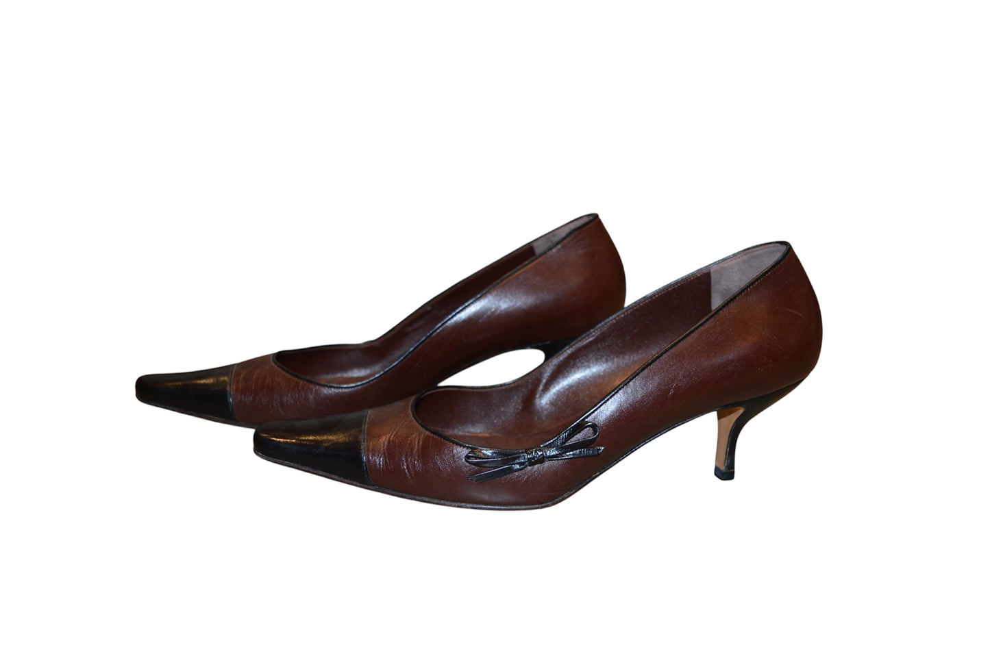 Vintage Chanel brown leather kitten heels